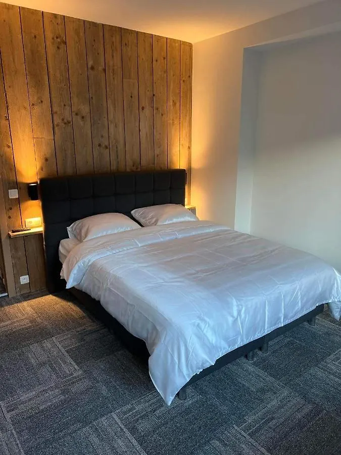 Nieuwe Kamer In Centrum Brugge Met Badkamer ! Belgium